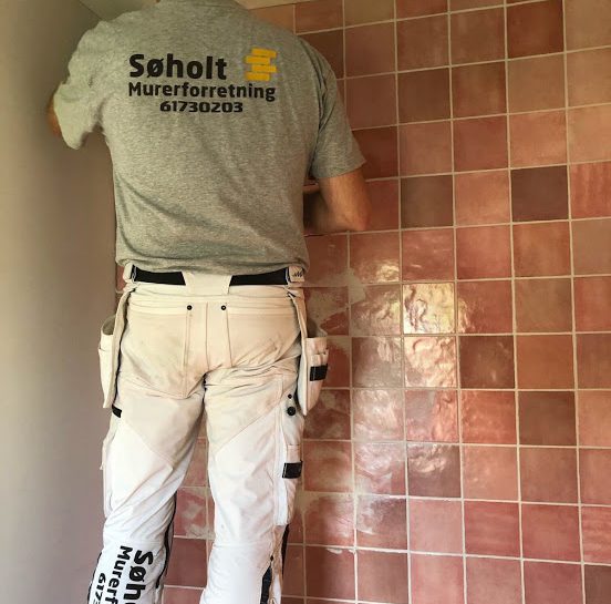 lyserøde italienske fliser