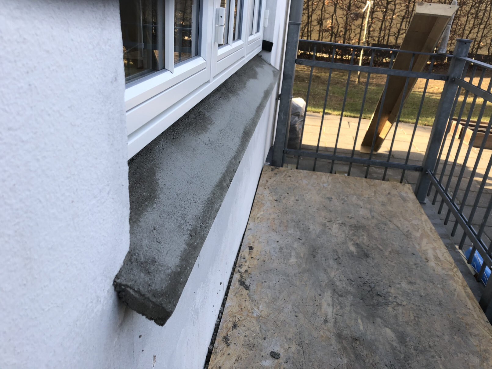 Sålbænk og vindueshul